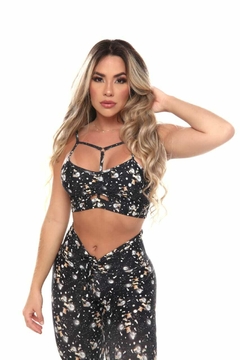 CONJUNTO ESPACIAL FUSO CÓS FRANZIR LEVANTA BUMBUM E TOP TRAVETTI