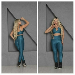 CONJUNTO GLOSSY BLUE LEGGING ARGOLA NA CINTURA E TOP ARGOLA NO BUSTO EXCLUSIVO