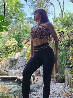 CONJUNTO LEGGING PRETA EMPINA BUMBUM E TOP ONÇA EXCLUSIVO na internet