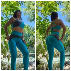 CONJUNTO MÁRICIA GLOSSY CALÇA BICOLOR EMPINA BUMBUM E TOP BICOLOR EXCLUSIVO - MB Musa Fitness