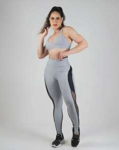 CONJUNTO MB PRATA LEGGING COM DETALHE DE TELA ALTA COMPRESSÃO EXCLUSIVO na internet