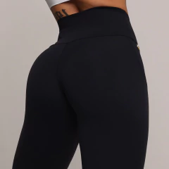 LEGGING COMUM RECORTES EM TELA PRETA - comprar online