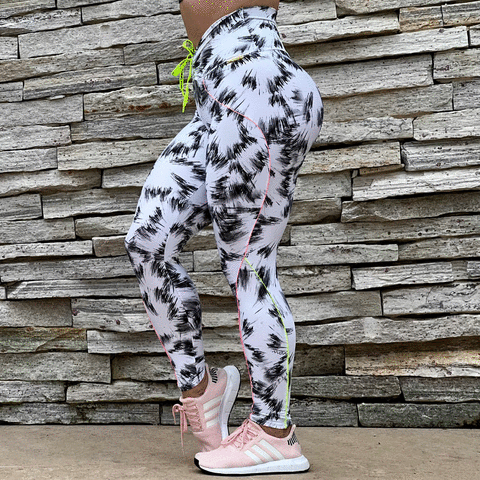 LEGGING LINEAR EMPINA BUMBUM SCRIBBLE EXCLUSIVA