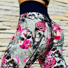 LEGGING SLIM EMPINA BUMBUM SKULL ROSES EXCLUSIVA - comprar online