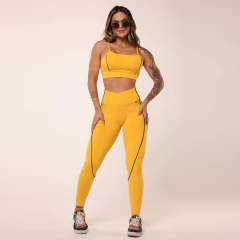 Image of CONJUNTO TOP COM LEGGING HOPE COMUM SUMMER COM PRETO