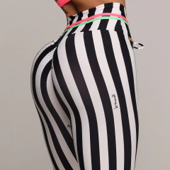 LEGGING EMPINA BUMBUM TWIST EXCLUSIVA - comprar online