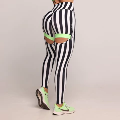 LEGGING INTENSE EMPINA BUMBUM TWIST EXCLUSIVA en internet
