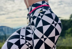 LEGGING EMPINA BUMBUM GEOMÉTRICA CAMUFLADA EXCLUSIVA on internet