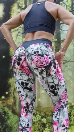 CONJUNTO SLIN EMPINA BUMBUM SKULL ROSES EXCLUSIVO - comprar online