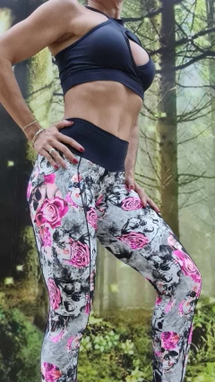 CONJUNTO SLIN EMPINA BUMBUM SKULL ROSES EXCLUSIVO