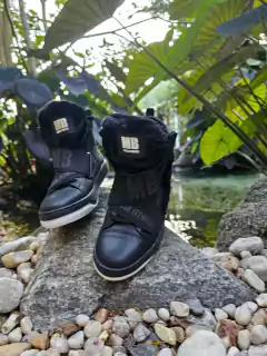 Image of BOTA MB MUSA FITNESS HARDCOREFOOTWEAR LIMITED PRETO COM PELÚCIA