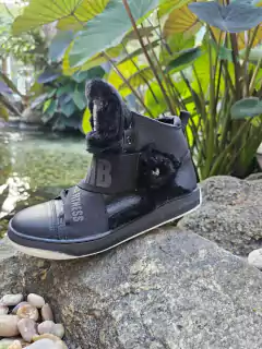 BOTA MB MUSA FITNESS HARDCOREFOOTWEAR LIMITED PRETO COM PELÚCIA - buy online