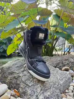 BOTA MB MUSA FITNESS HARDCOREFOOTWEAR LIMITED PRETO COM PELÚCIA on internet