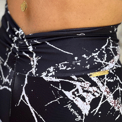 CONJUNTO TOP RUN E LEGGING STEP EMPINA BUMBUM WHITE VEIN EXCLUSIVA - loja online