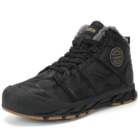 BOTA CAMUFLADA IMPERMEÁVEL E FORRADA | TATICAL®
