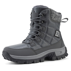 Bota de couro impermeável com forro térmico na cor cinza, ideal para uso no inverno.