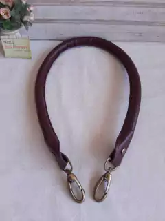 Alça para bolsa com mosquetões ouro velho 66 cm 1 peça