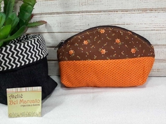 Bolsa óleos essenciais p/ 9 frascos de 15ml e 1 frasco de 5ml Luna - Ateliê Bel Marcato