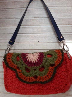 Alça para bolsa couro eco com mosquetões 42x2cm 1 par s/cost - Ateliê Bel Marcato