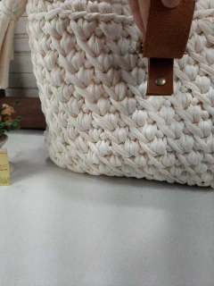 Fecho para bolsa com detalhe fivelão e botão imã - comprar online