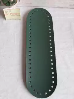 Fundo para bolsa crochê ou fundo para cesto fio malha couro eco 28x8 cm - Ateliê Bel Marcato