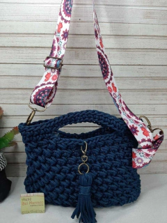 Bolsa de mão de crochê azul petróleo alça transversal colorida Ref 93 - comprar online