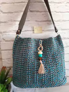 Bolsa de crochê grande mesclada azul alça eco confort ref127 - Ateliê Bel Marcato