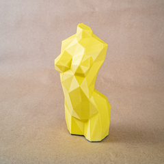 torso-feminino-mulher-estatua-escultura-3d-lowpoly-amarelo-lado