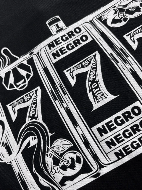 Remera Lucky - Negro Oscuro 