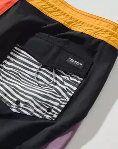 Boardshort Volcom Assymilation Liberator Bright Red - loja online