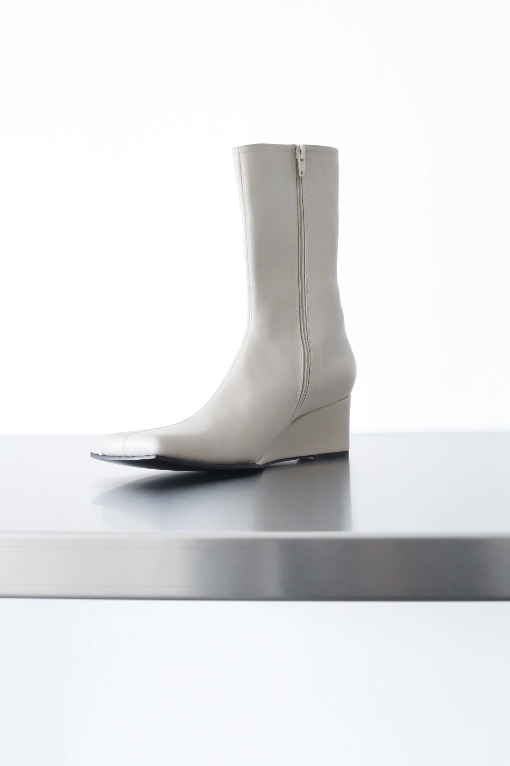 Bota Cuadrada Chino - Roca