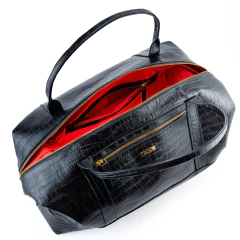 CORA ( croco preto ) na internet