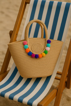 Bolsa com Pompom Colorido na internet