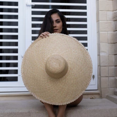 Chapéu de Palha Gigante na internet