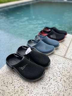 CROC LITERIDE BLACK - tienda online