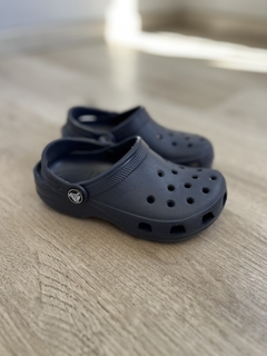 CROC CLASSIC KIDS NAVY - comprar online