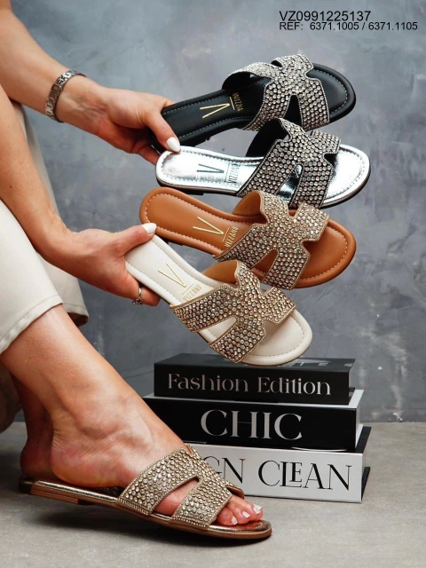 TAMANCO VIZZANO 6371.1005/6371.1105 – SALTO BAIXO, TIRAS STRASS CRAVEJADO E DESIGN ELEGANTE - comprar online