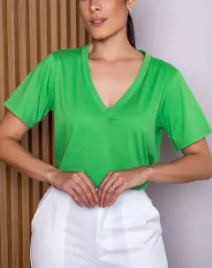 Camiseta “Podrinha”, Verde Kiwi na internet