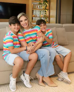 Camiseta Listrada "Arco-Íris", Infantil