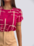 Blusa estampada princesa com botões na manga na internet