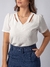 Blusa gola V em crepe com detalhe vazado - lisas - loja online