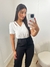 Blusa gola V em crepe com detalhe vazado - lisas - comprar online