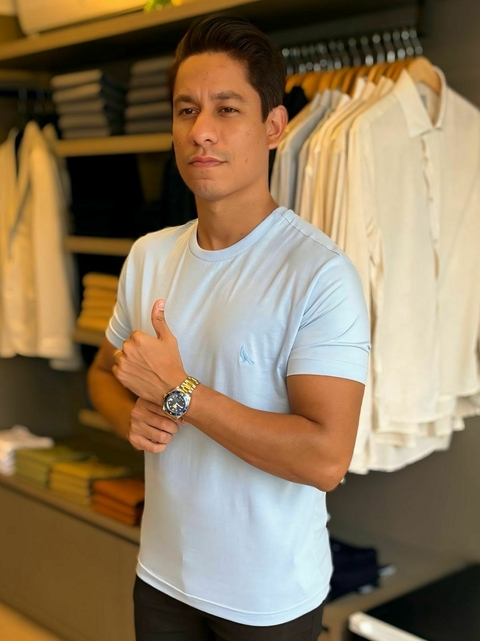 Camiseta Básica Azul Bêbê - comprar online