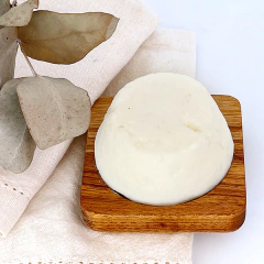 Off White Box- Shampoo sólido para cabello normal - comprar online