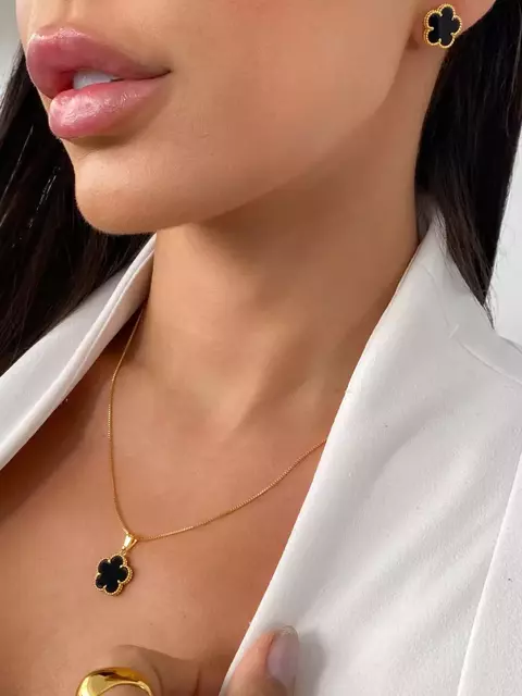 COLAR INSPIRAÇÃO VG ESMALTADO PRETO - FOLHEADO A OURO - comprar online