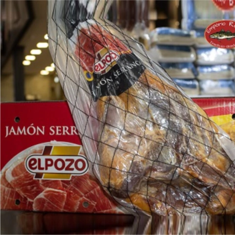 Kit Presunto Com Osso Reserva 12 Meses, Acompanha Faca, Ramonera e Caixa Para Presente