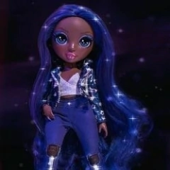 Muñeca Rainbow High Fashion Krystal Bailey