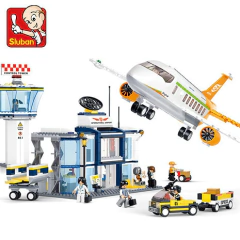 Sluban Aeropuerto Internacional 678 Pz - comprar online