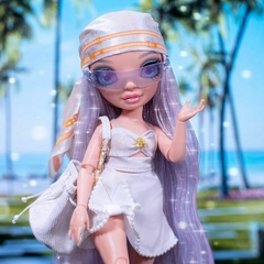 Muñeca Rainbow High Pacific Coast Margot De Perla
