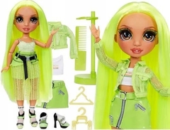 Muñeca Rainbow High Fashion Karma Nichols - comprar online
